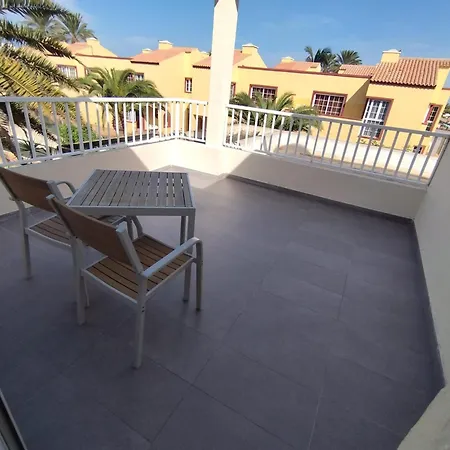 Отель Alisios Playa *